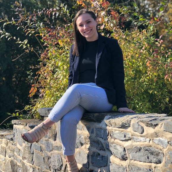 💐WELCOME TO MY CLOSET💐 - Picture 4 of 4